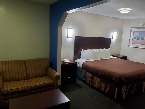 Executive Inn image 10